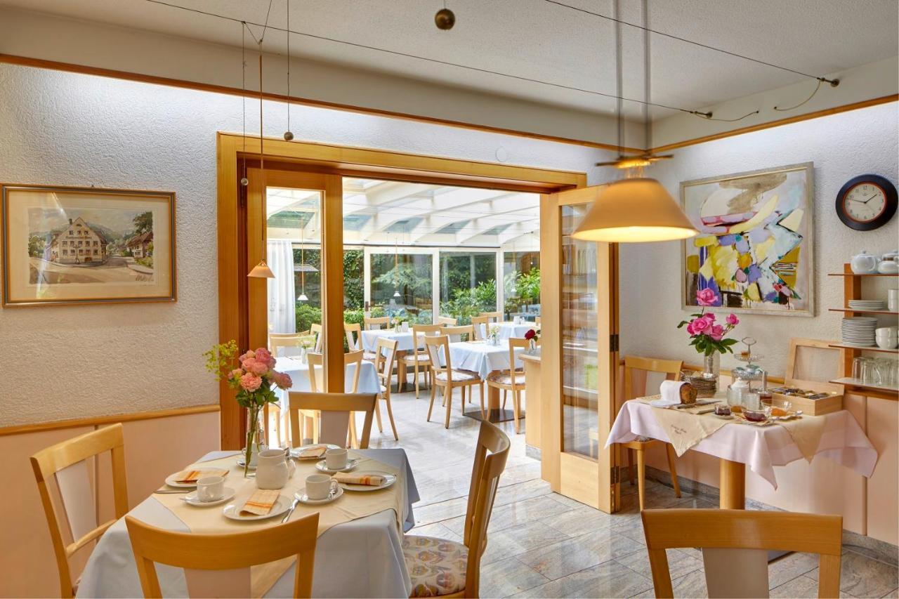 弗赖堡 Gasthaus Zum Kreuz酒店 外观 照片
