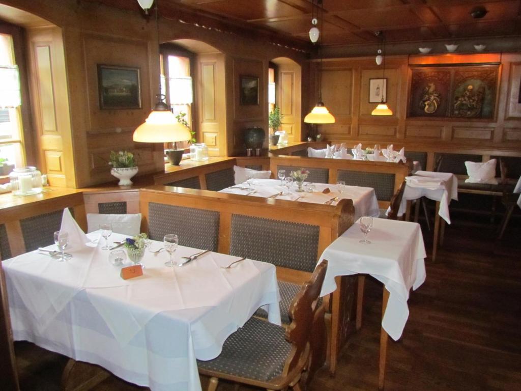 弗赖堡 Gasthaus Zum Kreuz酒店 外观 照片